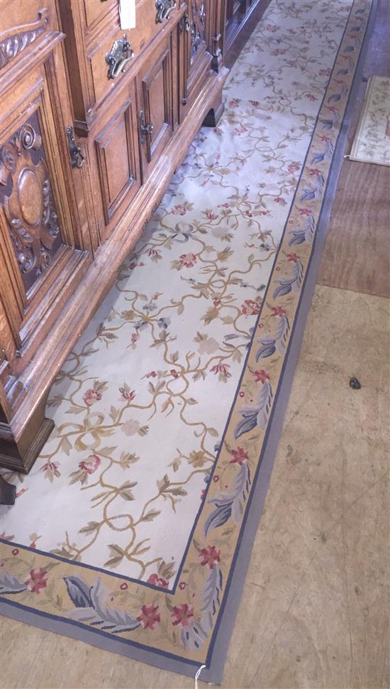 Rug Company Co blue and cream runner